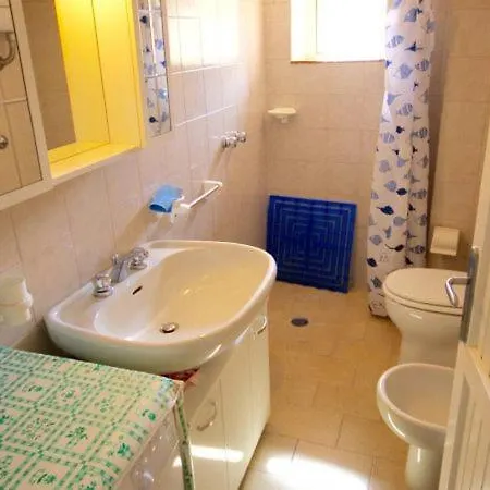 Appartement Pittulongu Sleeps 6 *