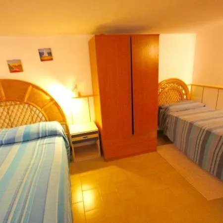 Pittulongu Sleeps 6 Olbia